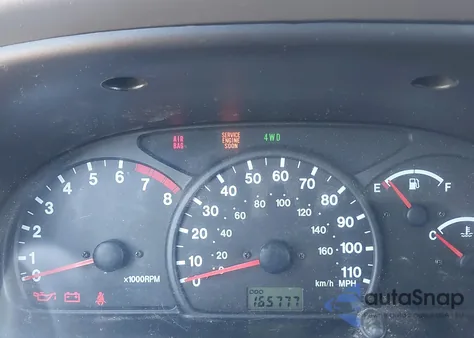 2002 Chevrolet Tracker Hard Top Base from USA, damaged, VIN 2CNBJ13CX26934058